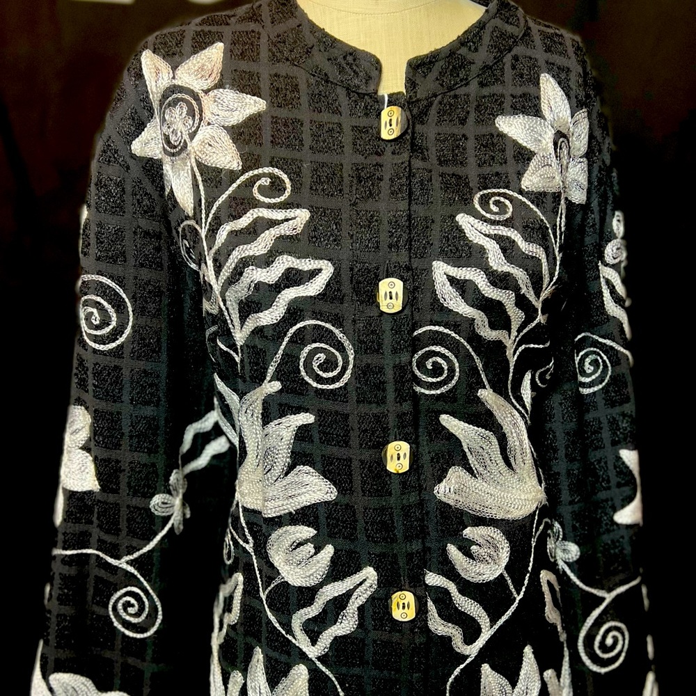 Vintage black floral blazer